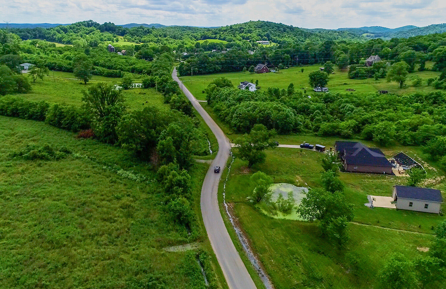 Tennessee country road
